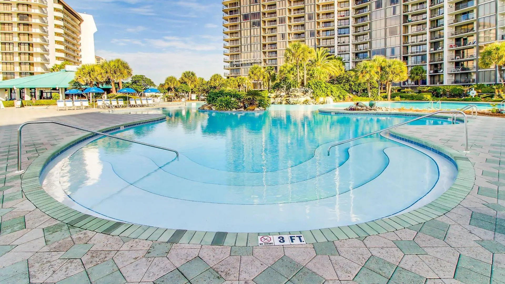 Edgewater Beach Resort Tower 3-407 Panama Stadt Apartment